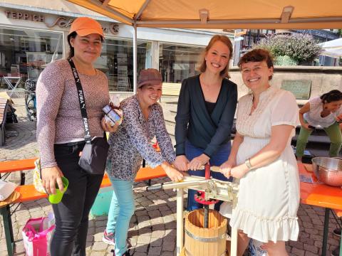 Frauenpower von der FEM und vom Fachdienst Umwelt, Klima- und Naturschutz, Fairer Handel