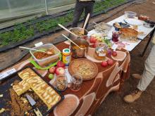 Das schon etwas geplünderte Büfett. Das schon etwas geplünderte Büfett.